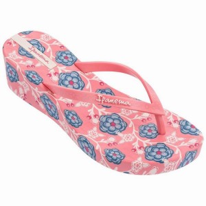 Pink Women's Ipanema Floral Plat Wedge Flip Flops | BZWAUX-706