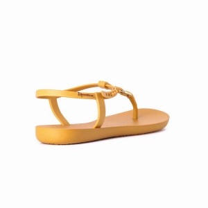 Yellow Women's Ipanema Link Sandals | DQSMXT-378