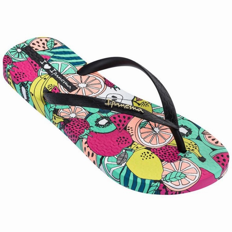 Black / Green Women's Ipanema Pop Flip Flops | CPKINV-402