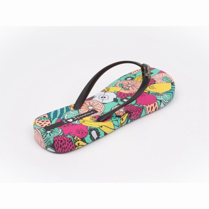 Black / Green Women's Ipanema Pop Flip Flops | CPKINV-402