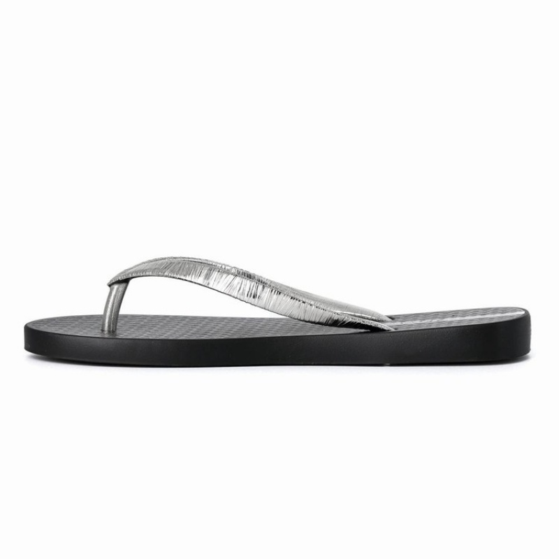 Black / Silver Women's Ipanema Foil Flip Flops | BUQWNK-598