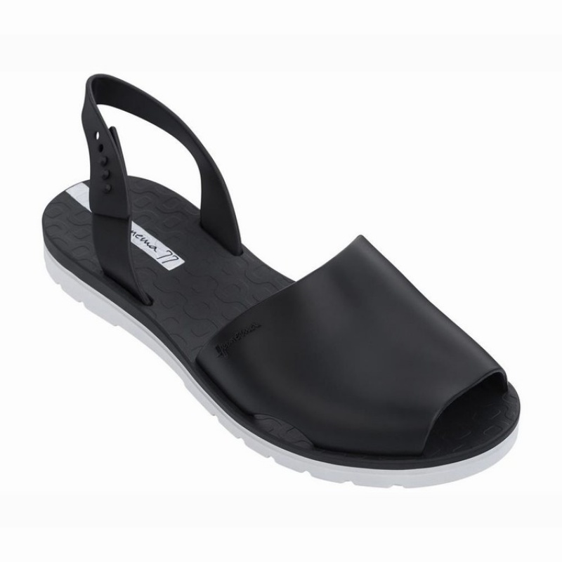 Black / White Women's Ipanema Barcelona Sandals | GHLXMC-914