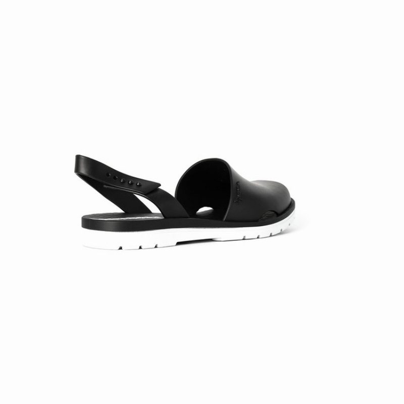 Black / White Women's Ipanema Barcelona Sandals | GHLXMC-914