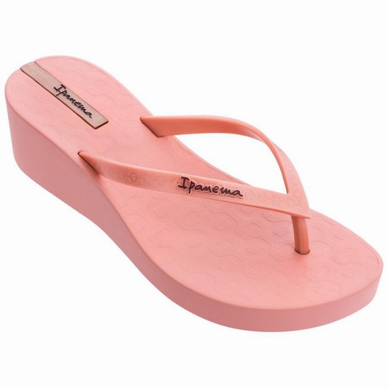 Pink Women's Ipanema Daisy Wedge Flip Flops | ZLNJGT-054