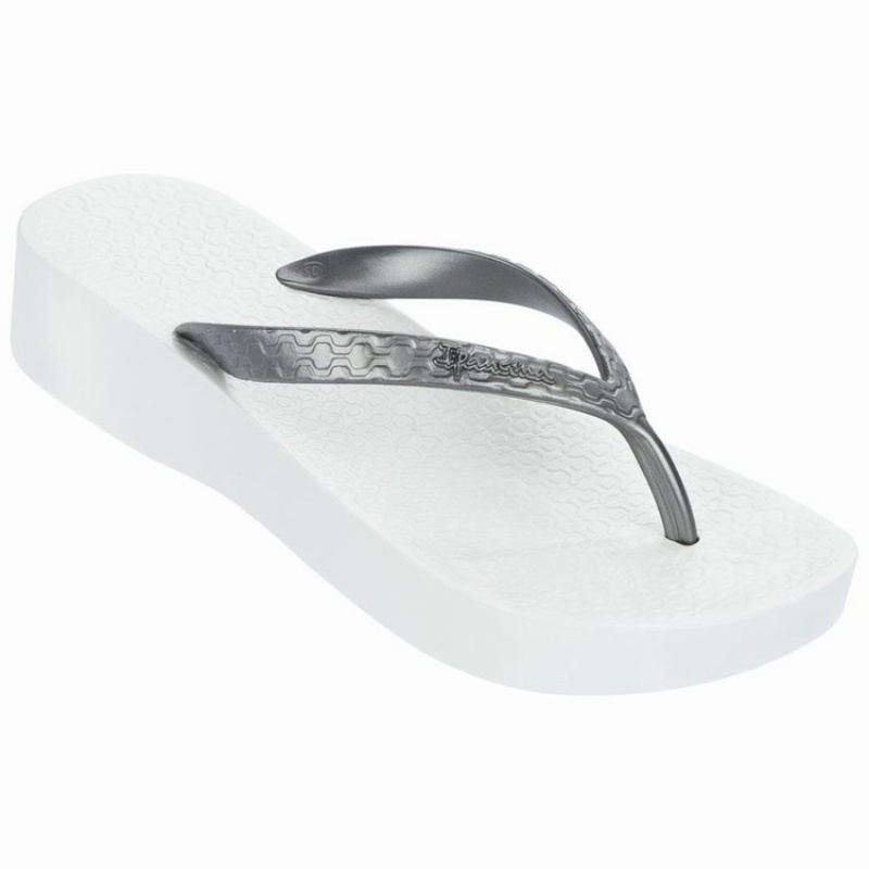 White / Silver Women\'s Ipanema Brasil Tropical Plat Flip Flops | HLFUIJ-064