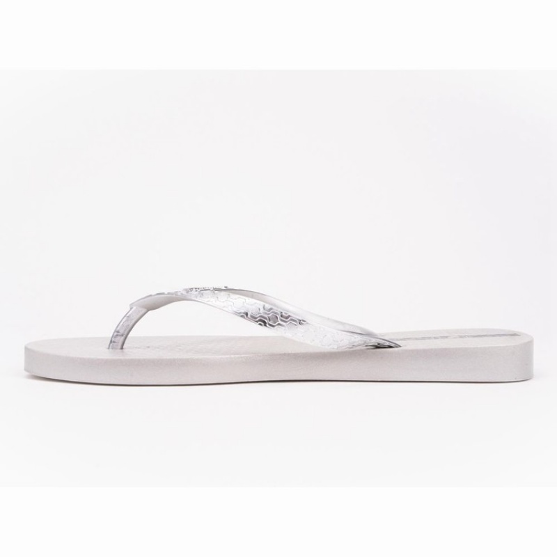 White / Silver Women\'s Ipanema Glam Flip Flops | DJCNAU-350