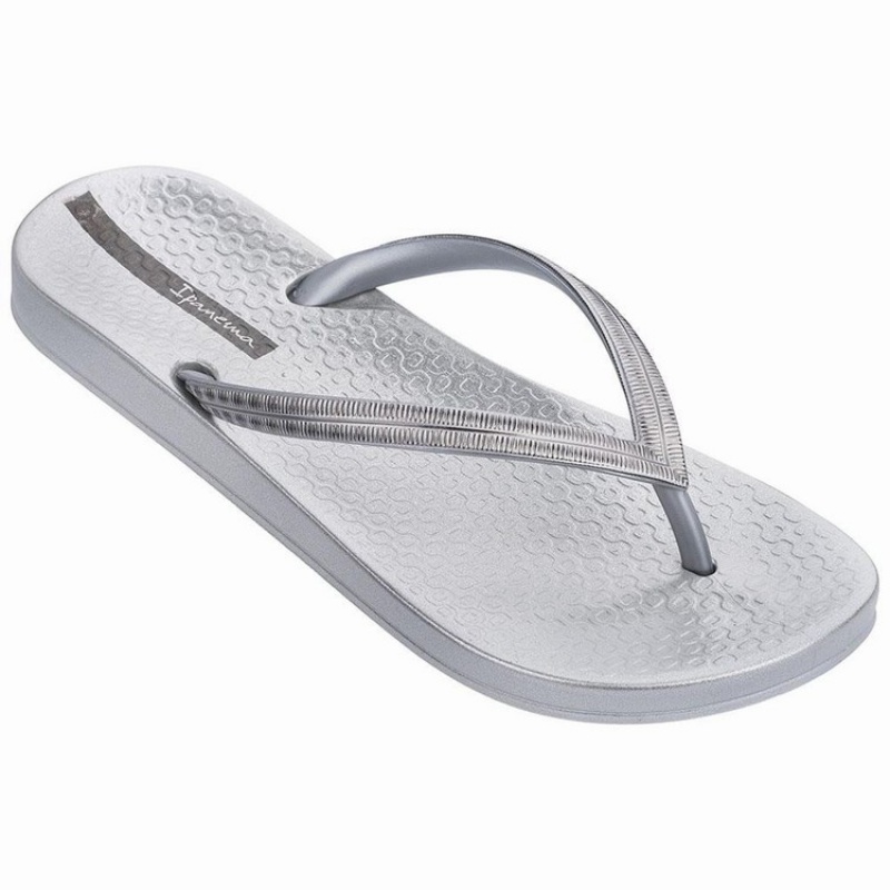 White / Silver Women\'s Ipanema Mesh IV Flip Flops | CVADHE-314