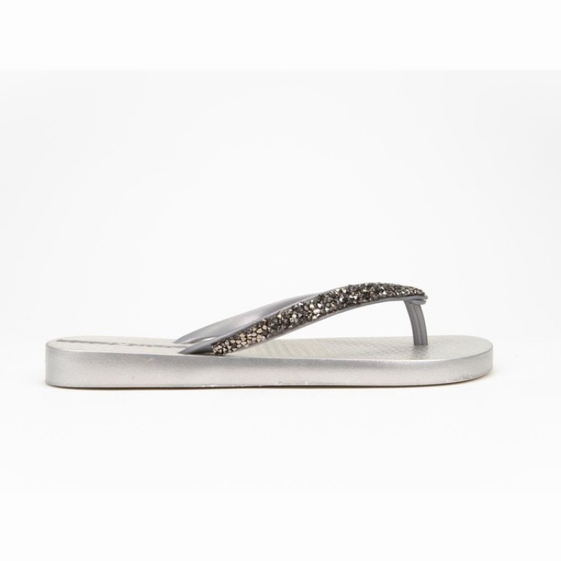 White / Silver Women's Ipanema Pebble Flip Flops | LHCPST-027